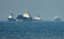 İran Oman körfəzində "Ocean Koi" tankerini saxlayıb