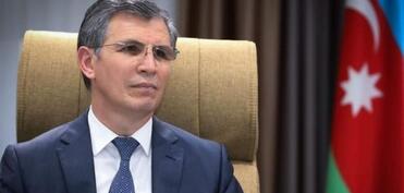 Nə üçün 8 noyabr 9 maydan yüksəkdə dayanır?