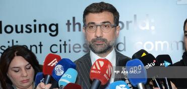 İcraçı direktor: WUF13-ün akkreditasiya mərkəzində bütün əməkdaşlar azərbaycanlıdır