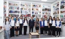 Fizika, riyaziyyat və informatika təmayüllü liseyin şagirdləri Mərkəzi Elmi Kitabxanada olublar