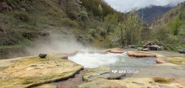 Karlovı-Varının bənzəri: Kəlbəcərin İstisu mineral bulağı turistlər üçün cəlbedici məkana çevrilə bilər - FOTO