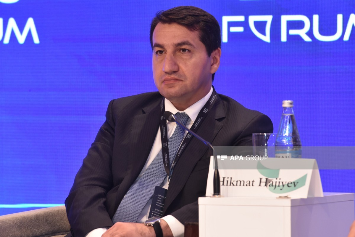 Hikmət Hacıyev: Azərbaycan aktual qlobal məsələlərin müzakirəsi üçün mühüm platformaya çevrilib - VİDEO