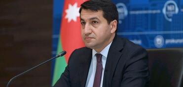 Hikmət Hacıyev: Azərbaycana qarşı olan qruplaşmalara qrant verənlərin sayı azalıb