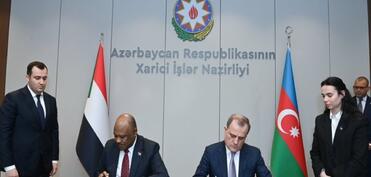 Azərbaycanla Sudan arasında diplomatik pasport sahibləri vizadan qarşılıqlı azad edilir