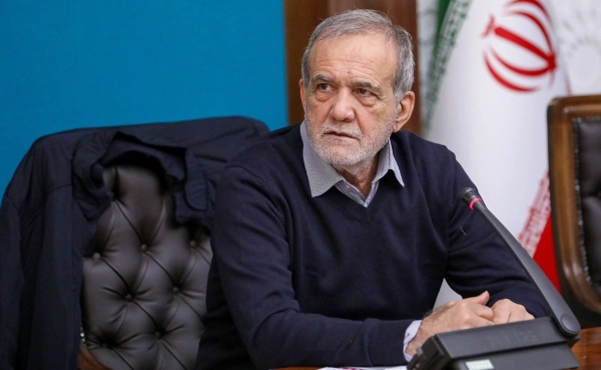 Pezeşkian: İran müdafiə qabiliyyətinin gücləndirilməsi üçün tədbirlər görür