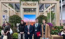 Baş katib "Urban Expo" sərgisində xüsusi olaraq quraşdırılmış pavilyonlarını ziyarət edib
