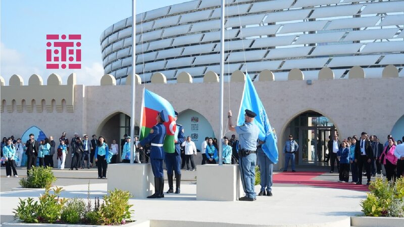 WUF13-də BMT və Azərbaycanın bayraqları endirildi - FOTO