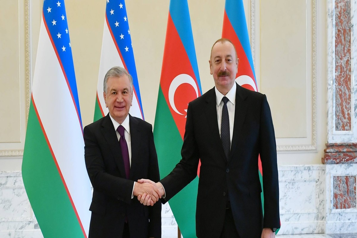 Şavkat Mirziyoyev Prezident İlham Əliyevi təbrik edib