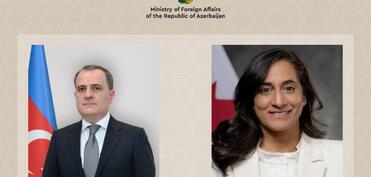 Ceyhun Bayramov kanadalı həmkarı ilə Azərbaycan-Kanada münasibətlərinin mövcud vəziyyətini müzakirə edib