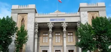 İran Küveyt və Bəhreynin ABŞ-ın hücumlarına görə birbaşa məsuliyyət daşıdığını bildirir