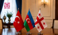 Türkiyə, Azərbaycan və Gürcüstanın XİN rəhbərləri İstanbul Bəyannaməsini imzalayıb