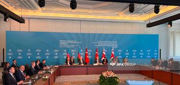 Azərbaycan–Gürcüstan–Türkiyə XİN rəhbərlərinin üçtərəfli görüşü başlayıb
