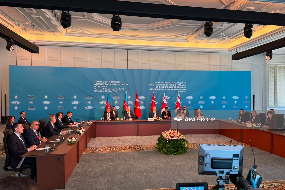 Azərbaycan–Gürcüstan–Türkiyə XİN rəhbərlərinin üçtərəfli görüşü başlayıb