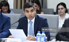 Nazir müavini: Qanun sosial şəbəkələrin bağlanmasını deyil, nəzarətin gücləndirilməsini nəzərdə tutur