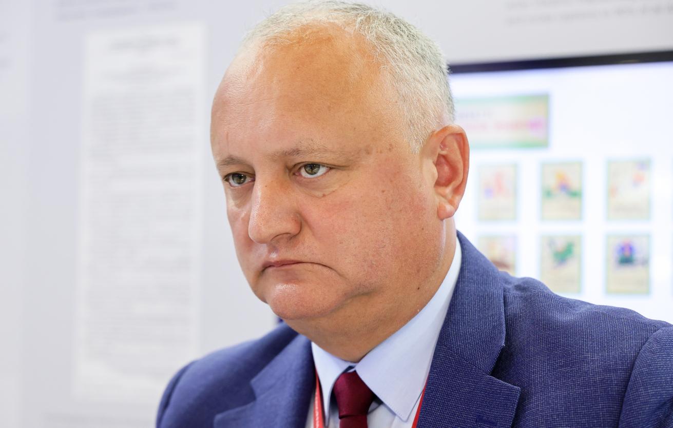 Dodon: "Moldova hakimiyyəti Rusiya ilə dialoqa başlamalıdır"