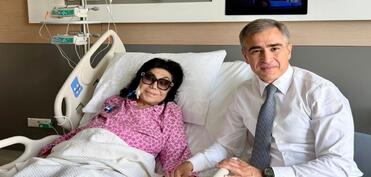 Flora Kərimova xəstəxanaya yerləşdirilib, sənətkarın müalicəsi Mehriban Əliyeva tərəfindən nəzarətə götürülüb