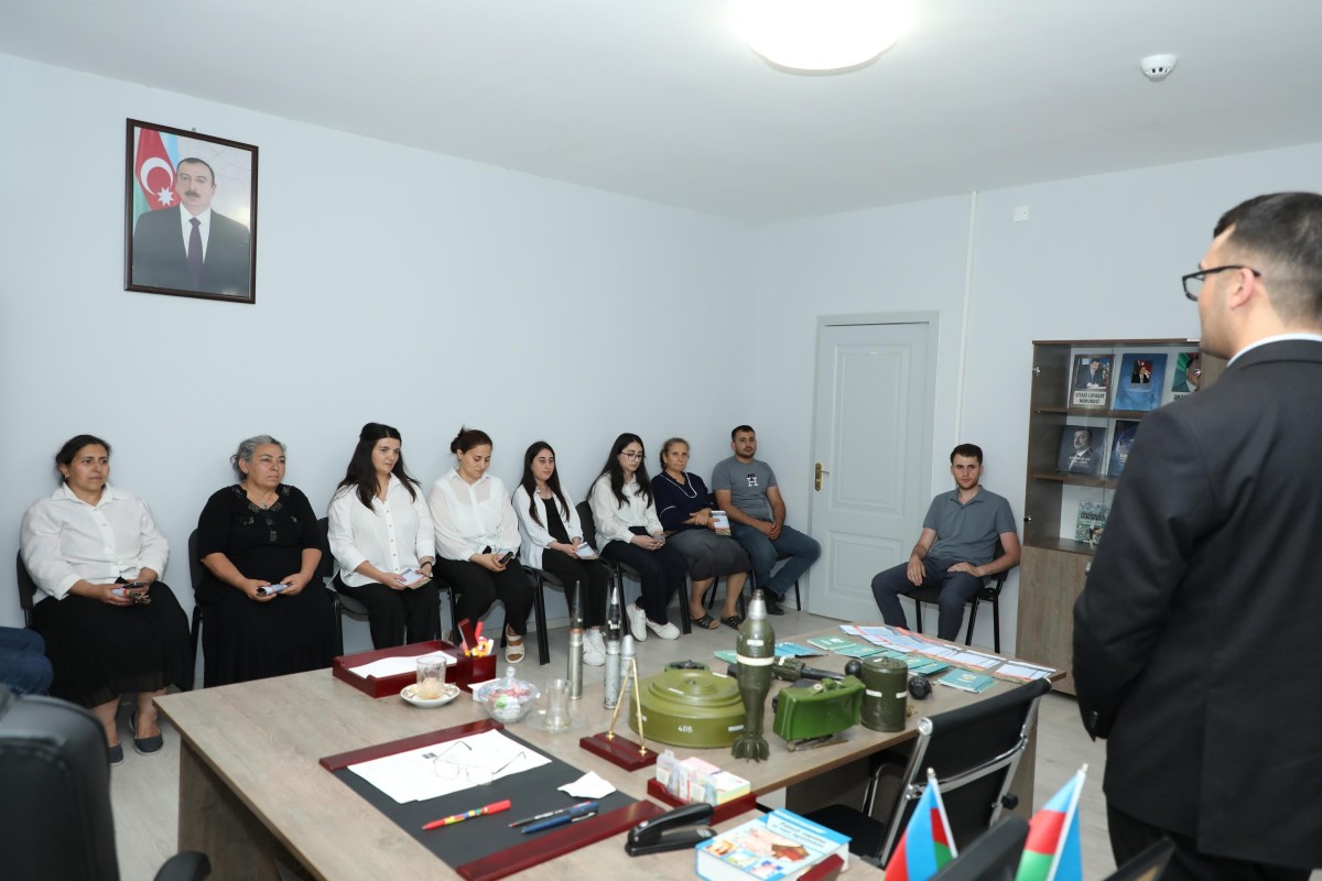 Azad edilmiş ərazilərdə yerləşən 47 müəssisədə maarifləndirmə tədbiri keçirilib