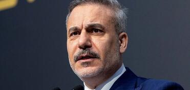 Fidan: Türkiyə Ukrayna müharibəsini bitirmək üçün vasitəçi olmağa hazırdır