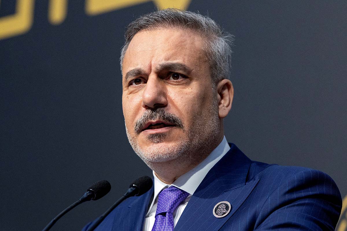 Fidan: Türkiyə Ukrayna müharibəsini bitirmək üçün vasitəçi olmağa hazırdır