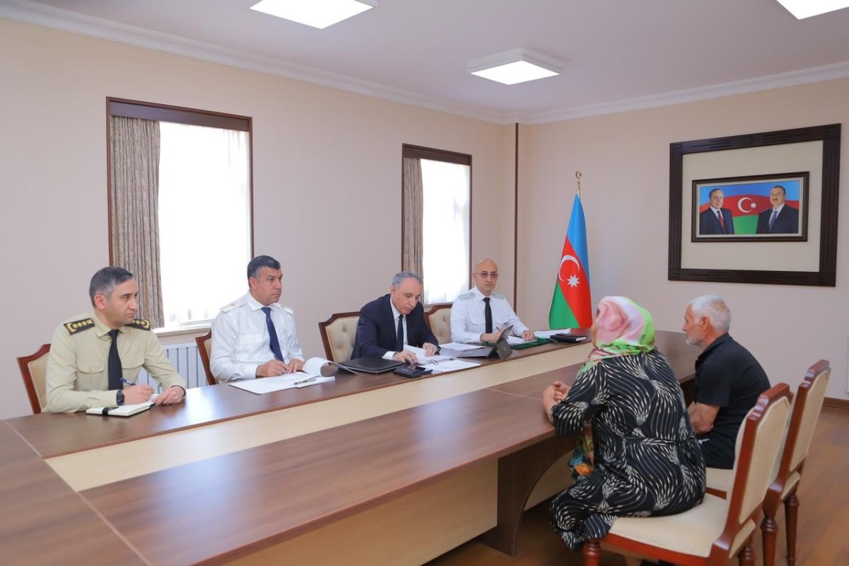 Baş prokuror Naxçıvanda vətəndaşları qəbul edib