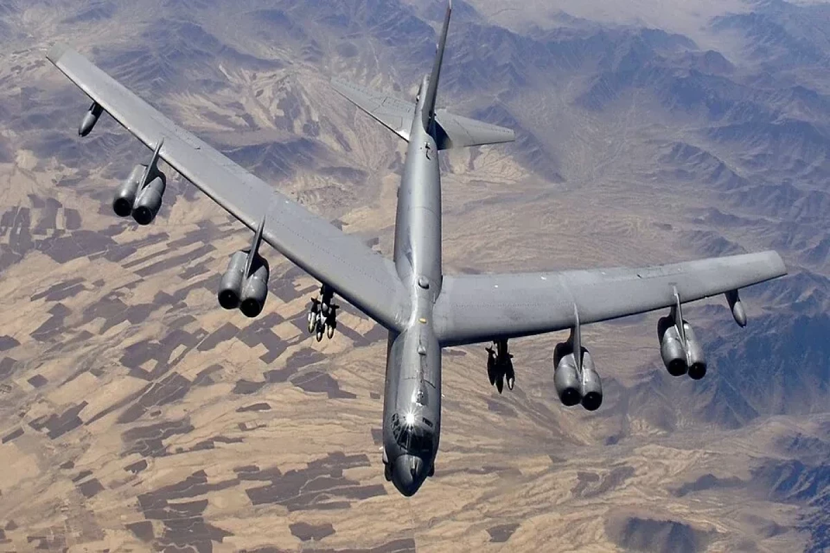 ABŞ-da B-52 bombardmançı təyyarənin qəzaya uğraması nəticəsində 8 nəfər həlak olub - YENİLƏNİB
