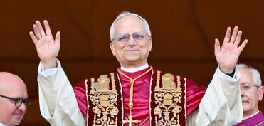 Papa XIV Leo İran memorandumunun münaqişəyə son qoyacağına ümid etdiyini deyib
