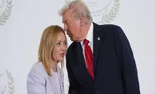 Tramp Meloninin şəkil çəkdirmək üçün ona yalvardığını iddia edib, İtaliya lideri bunu uydurma adlandırıb