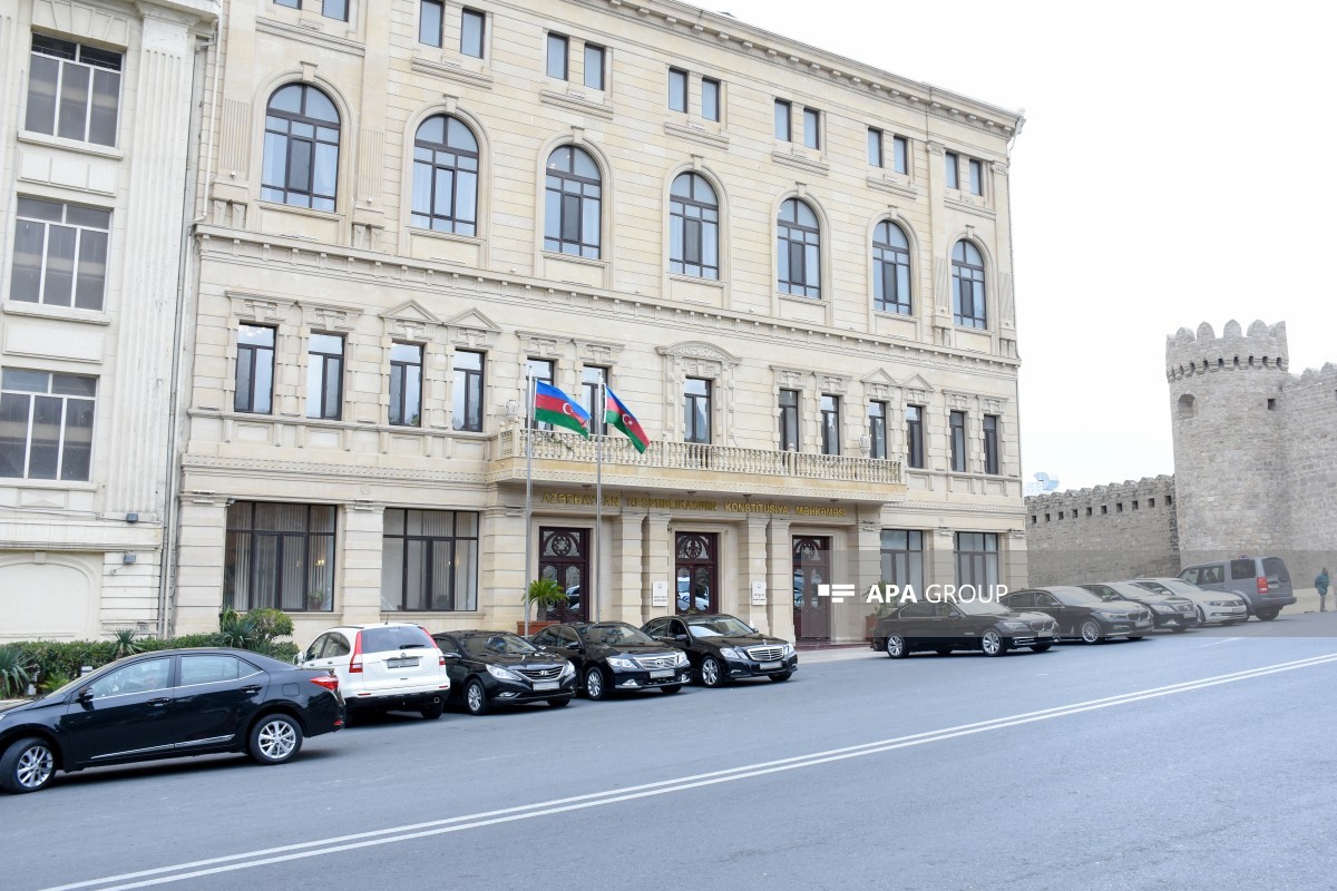 Konstitusiya Məhkəməsi borc müqaviləsinə dair parlamentə tövsiyə ünvanlayıb