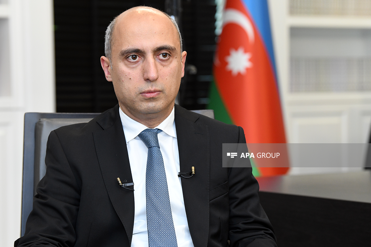 Emin Əmrullayev: Azərbaycan təhsilində ən çətin işlə məşğul olanlar müəllimlərdir, onların ehtiyaclarını anlamaq vacibdir - MÜSAHİBƏ