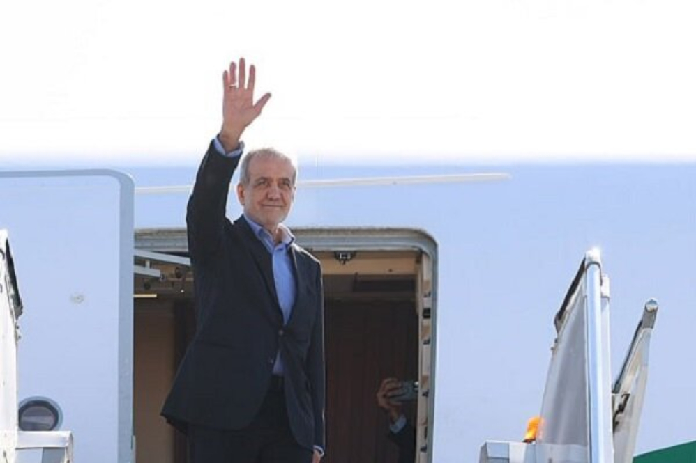Pezəşkian XİN başçısı ilə birlikdə Pakistana gəlib