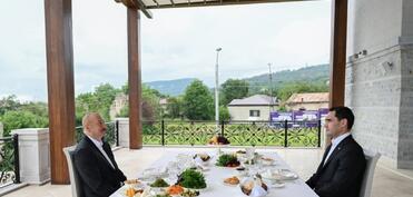 Azərbaycan və Türkmənistan prezidentləri Şuşada birgə nahar ediblər