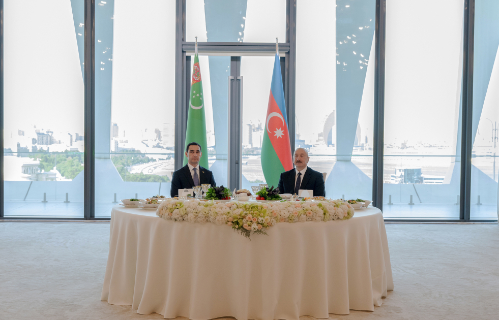 Azərbaycan-Türkmənistan münasibətlərinin yeni zirvəsi