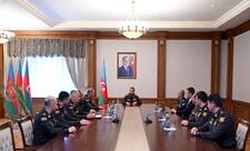 Müdafiə naziri yeni generallara rütbələrini təqdim edib - FOTO