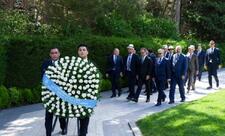 TDT-yə üzv ölkələrin dini məsələlər üzrə dövlət qurumları rəhbərləri Fəxri Xiyabanı və Zəfər abidəsini ziyarət ediblər