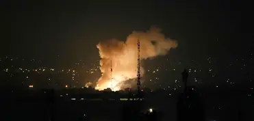 İsrail ordusu Suriyadan açılan atəşə cavab zərbələri endirib