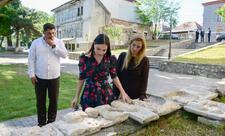 Leyla Əliyeva Şəki şəhərindəki Məhəmməd Füzuli adına parkda görülən işlərlə tanış olub