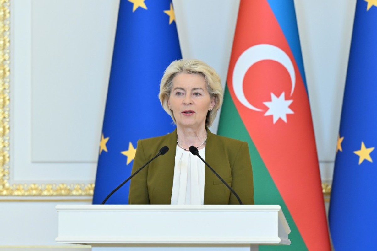 Avropa Komissiyasının Prezidenti: Regional əlaqələndirmə üzrə investisiya konfransının Bakıda keçirilməsini istəyirik