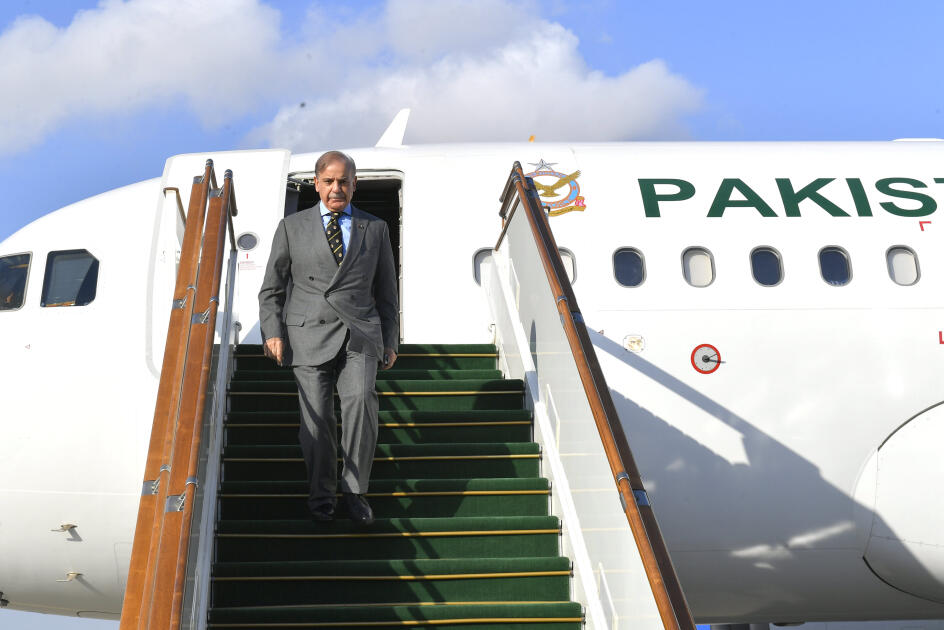 Pakistan etibarlı vasitəçi rolunda