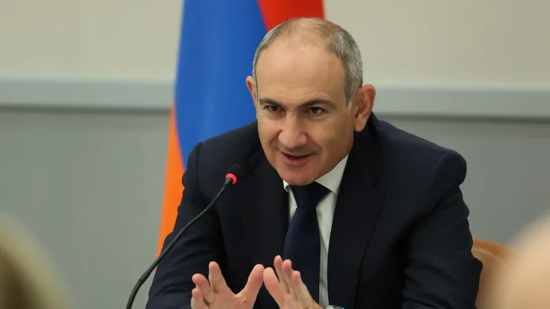 Paşinyan: Ermənistan 2029-cu ilə qədər Aİ ilə vizasız rejim əldə edə bilər