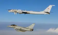 Böyük Britaniya aviadaşıyıcı qrupuna yaxınlaşan iki Rusiya təyyarəsini zərərsizləşdirib