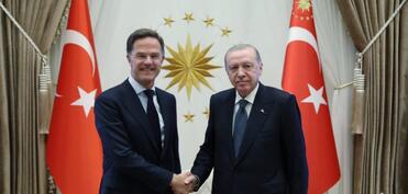 Ərdoğan NATO Baş katibi ilə görüşüb