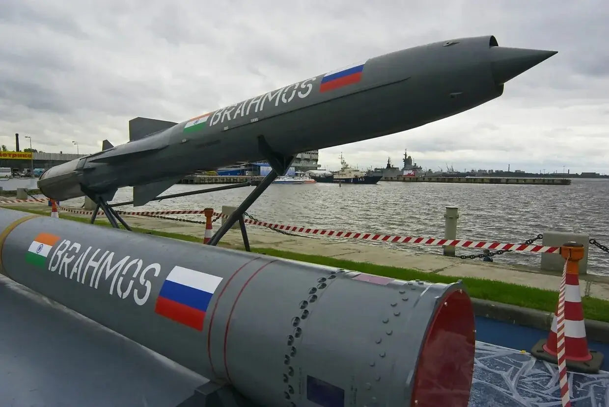 Hindistan İndoneziyaya "BrahMos" və "Astra" raketləri tədarük edəcək
