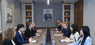 Ceyhun Bayramov ABŞ Senatının Xarici Əlaqələr Komitəsinin üzvü ilə görüşüb
