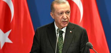 Ərdoğan: "Avropanın müdafiə təşəbbüsləri NATO-nun bütövlüyünü zəiflətməməlidir"