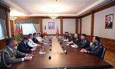 Azərbaycan və İtaliya arasında müdafiə sahəsində əməkdaşlıq müzakirə olunub