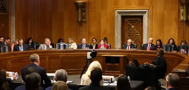 Senatorlar İsrailə yardımı azaltmaq üçün ABŞ-nin müdafiə büdcəsini bloklamağa çağırırlar