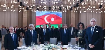 Diplomatların peşə bayramı münasibətilə Gülüstan sarayında rəsmi qəbul keçirilib - FOTO
