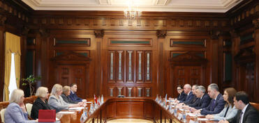 Ali Məhkəmədə Latviya Respublikasının Konstitusiya Məhkəməsinin sədri ilə görüş keçirildi - FOTO
