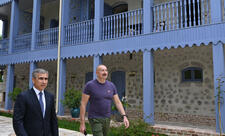 Prezident İlham Əliyev Şuşada “Yasəmən” hotelinin yeni korpusları ilə tanış olub
