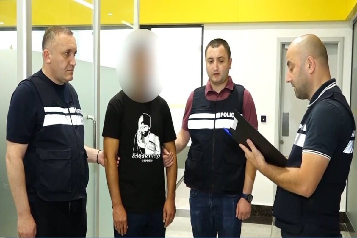 Azərbaycan vətəndaşını Tbilisidə qətlə yetirməkdə ittiham olunan şəxs Batumi aeroportunda saxlanılıb - FOTO - VİDEO